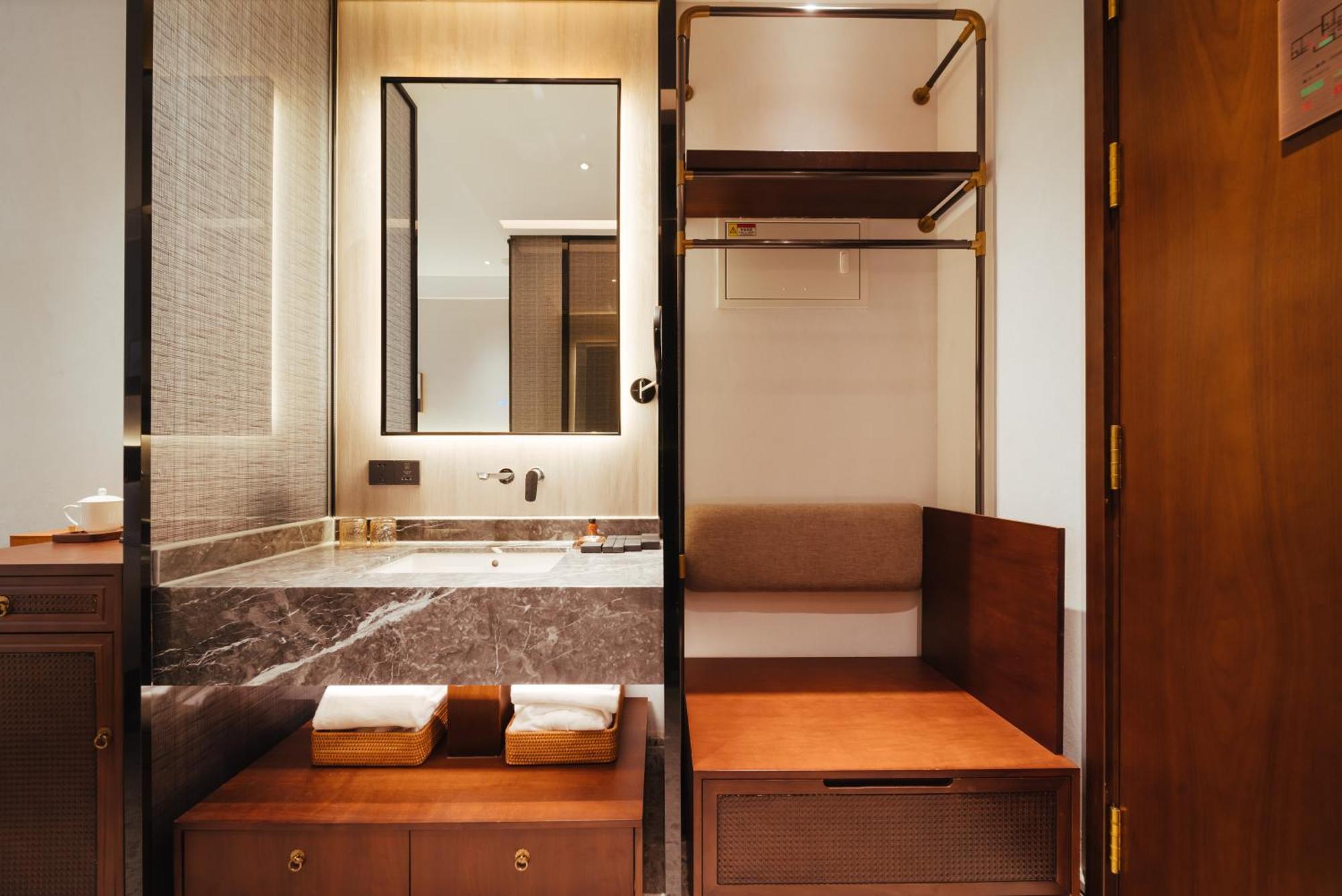 Jingmao Alley Hotel - Beijing Wangfujing Dongsi Subway Station Branch Exterior photo